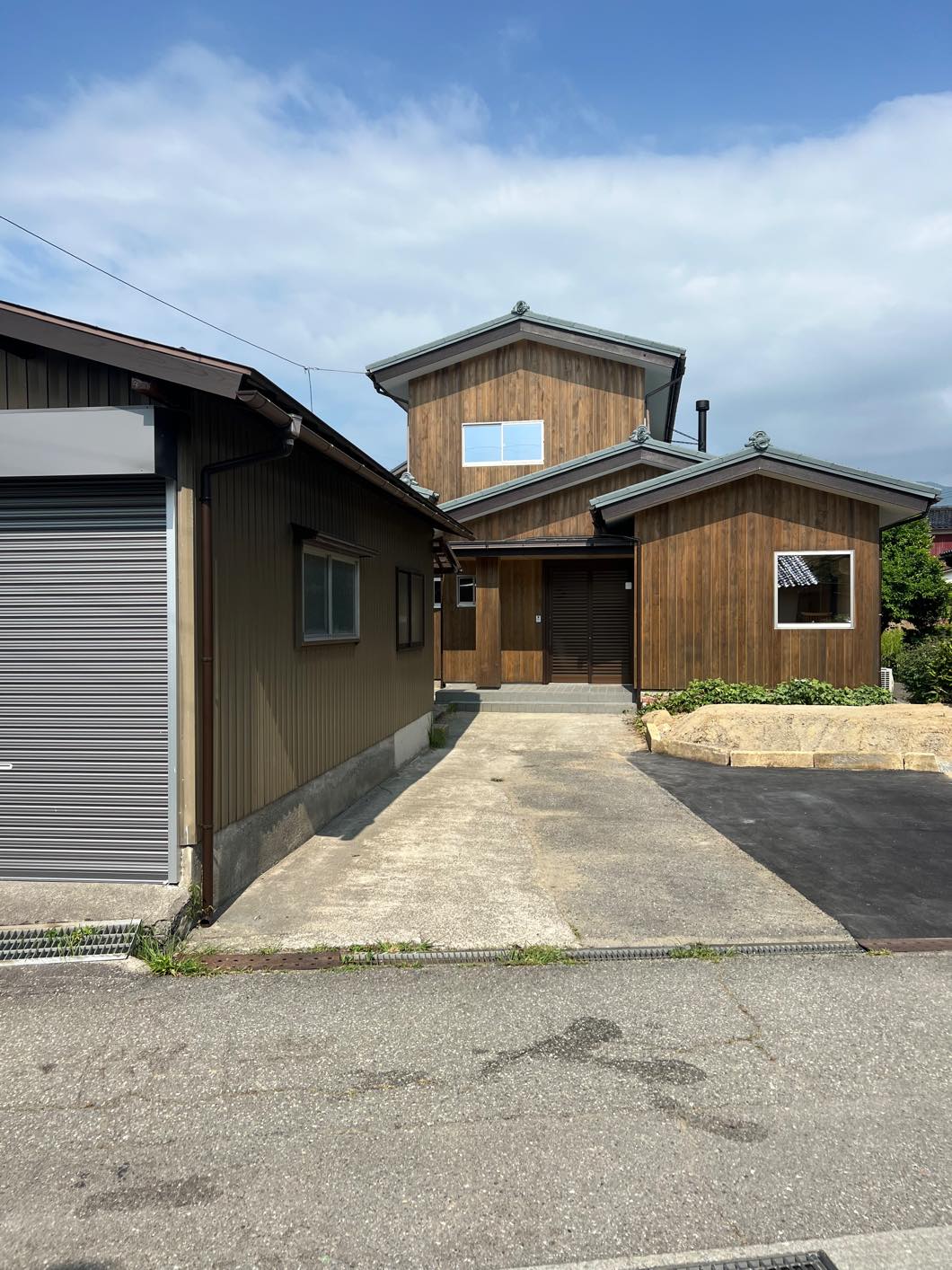 能美市灯台笹町 フルリノベーション一軒家